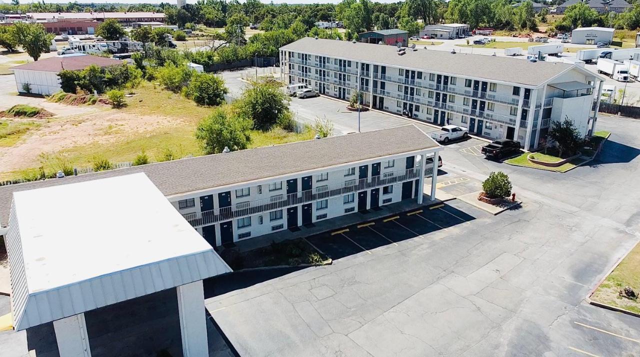 Economy Hotel Plus Oklahoma City Eksteriør bilde