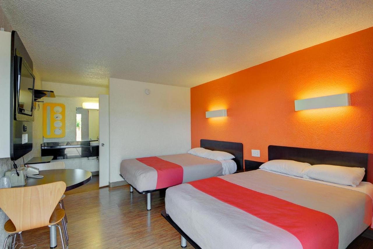 Economy Hotel Plus Oklahoma City Eksteriør bilde